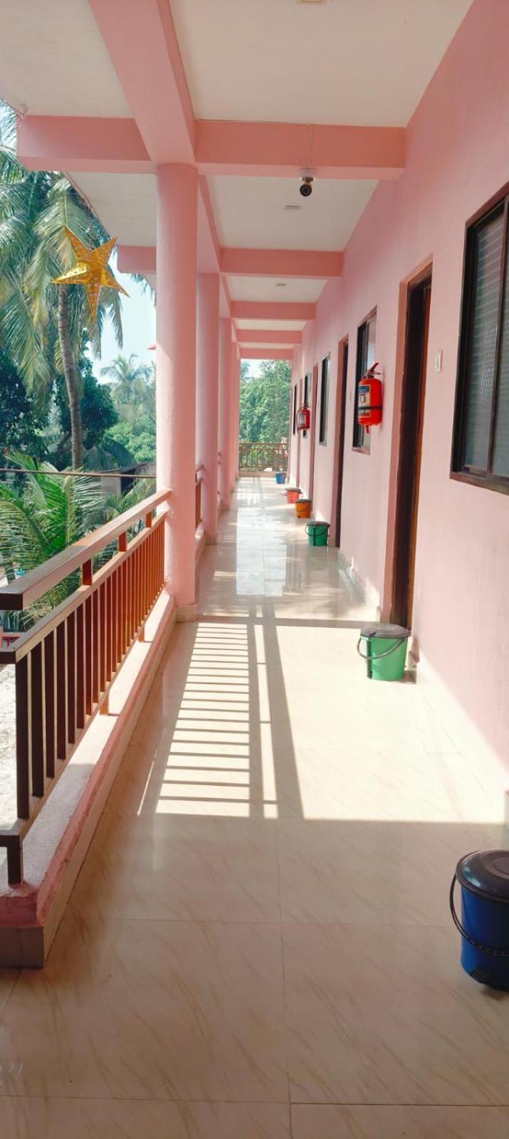 Esther Guest House Calangute Eksteriør billede